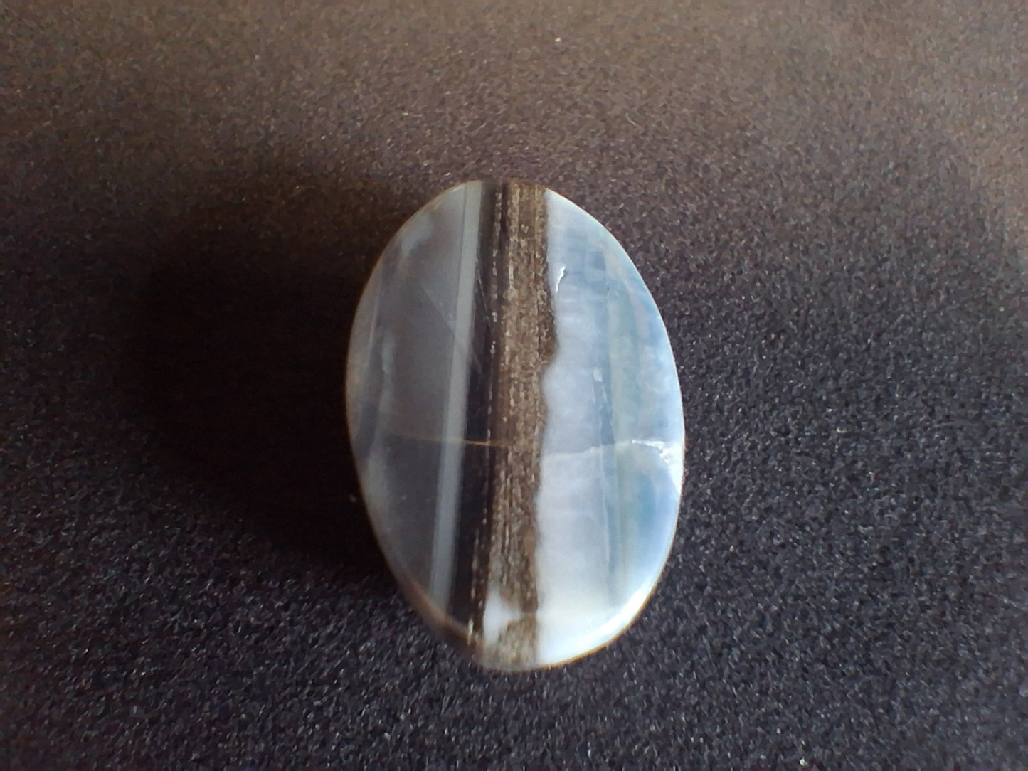 Natural Owyhee Blue Opal Cabochon - 20.658 ct - oval - scenic striped pattern