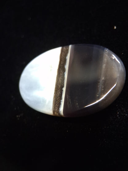 Natural Owyhee Blue Opal Cabochon - 43.669 ct - oval - striped pattern