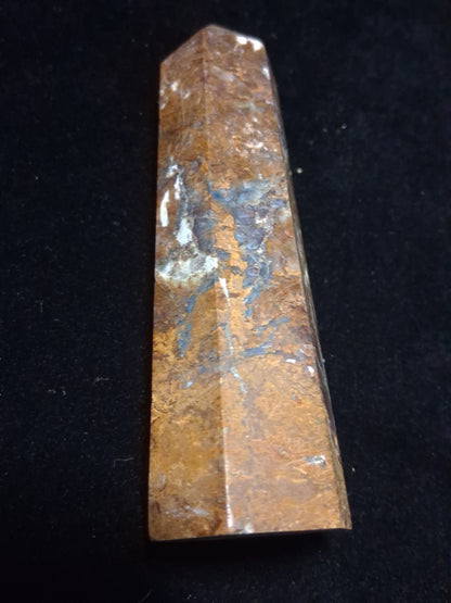 Natural Brown Agate tower - 10.25 cm - brown agate