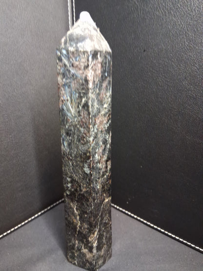 Astrophyllite crystal tower - 195 mm - gateway to the stars crystal - black blue metallic glimmer