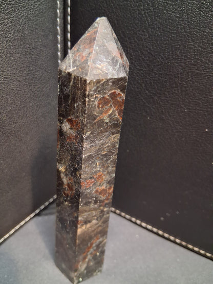 Astrophyllite crystal tower - 125 mm - gateway to the stars crystal - brown and black - metallic glimmer