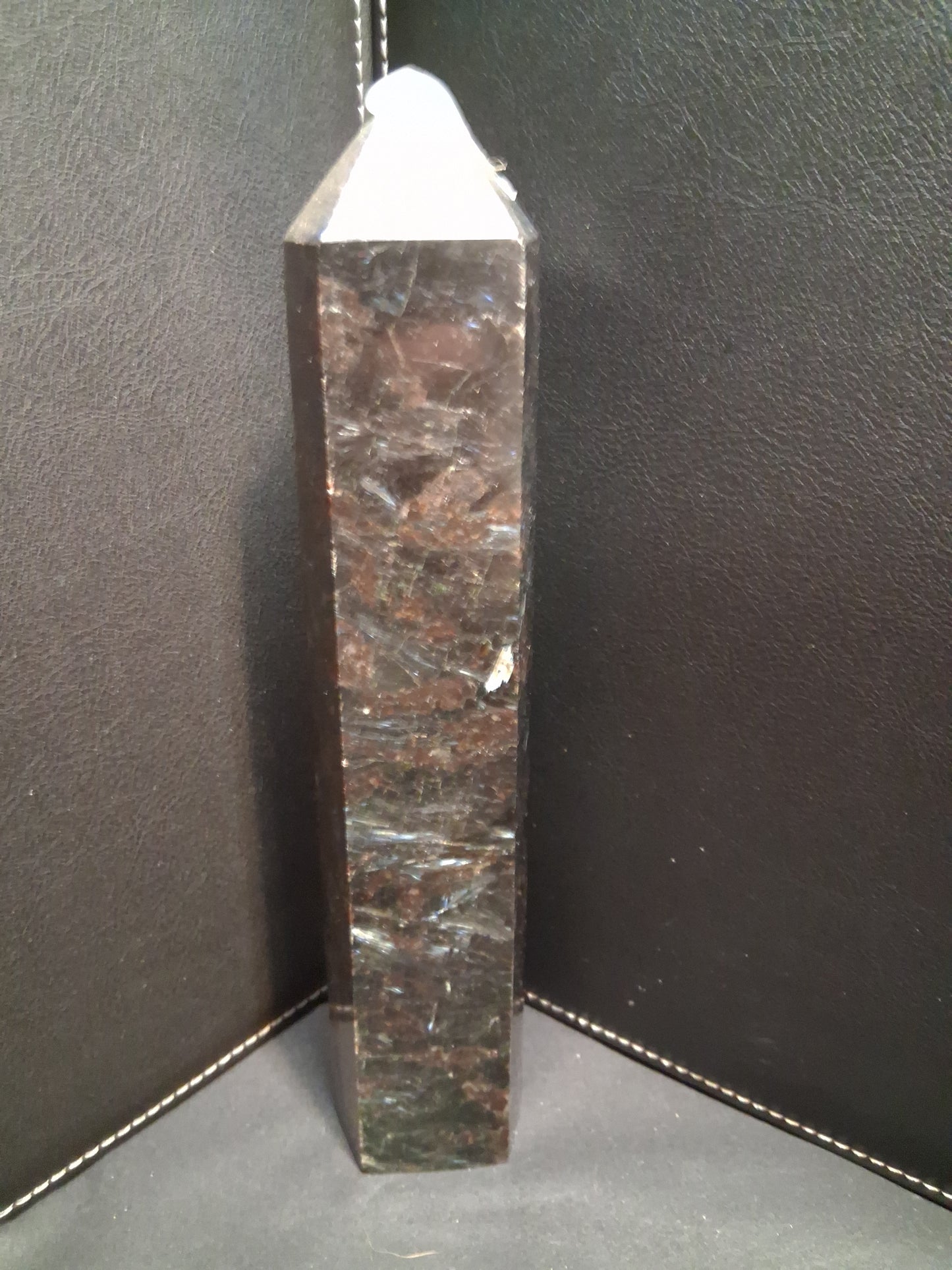 Astrophyllite crystal tower - 210 mm - gateway to the stars crystal - brown and black - metallic glimmer