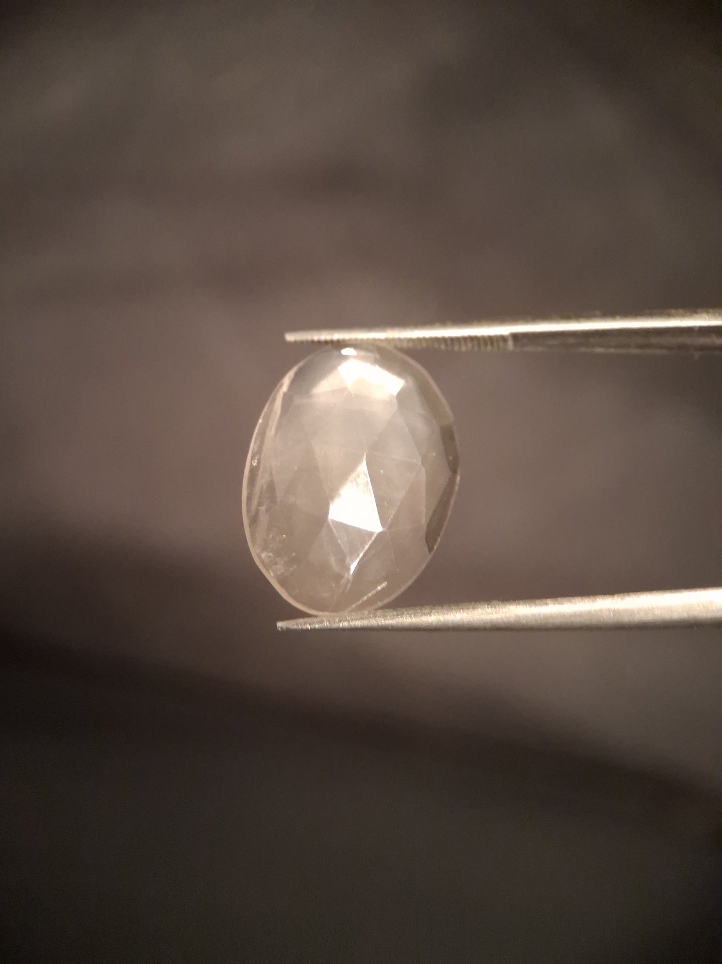 Natural light pink rose quartz - 8.682 ct - oval - rose cut