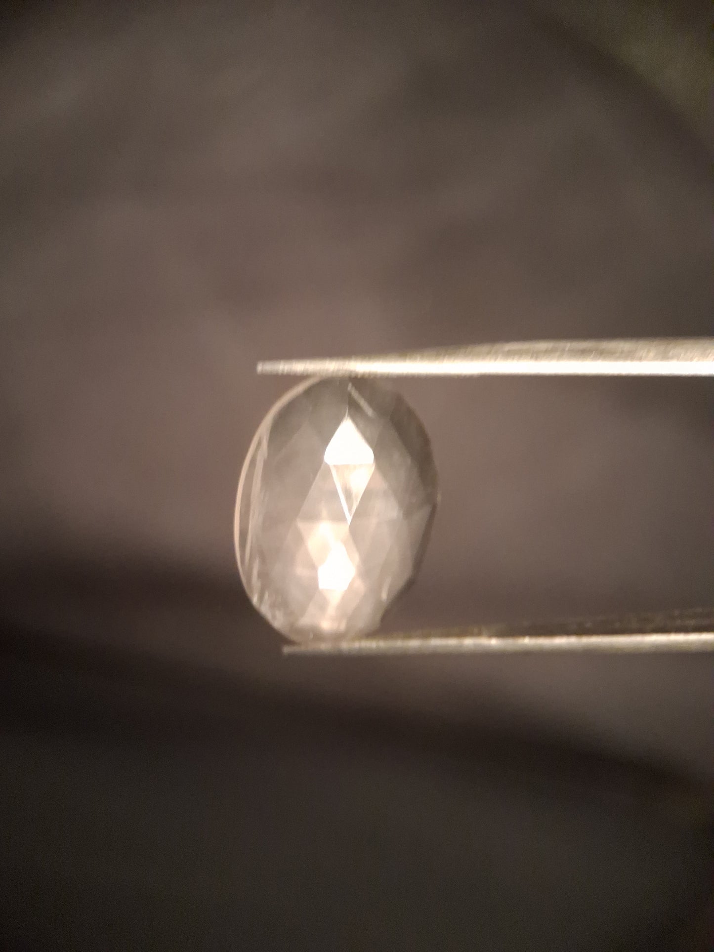 Natural light pink rose quartz - 8.682 ct - oval - rose cut