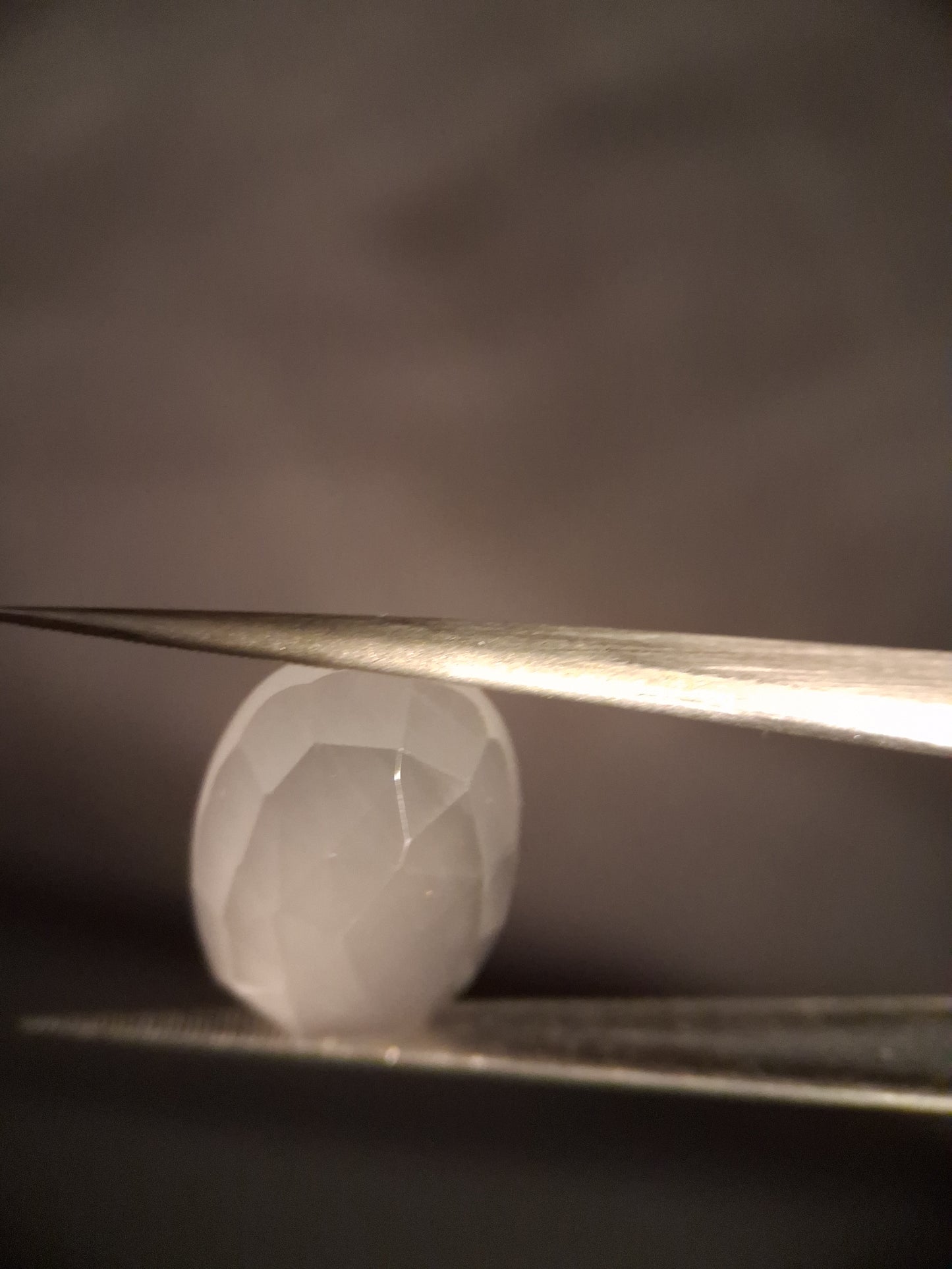 Natural light pink rose quartz - 12.417 ct - oval - rose cut