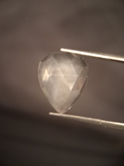 Natural light pink rose quartz - 9.845 ct - pear - rose cut