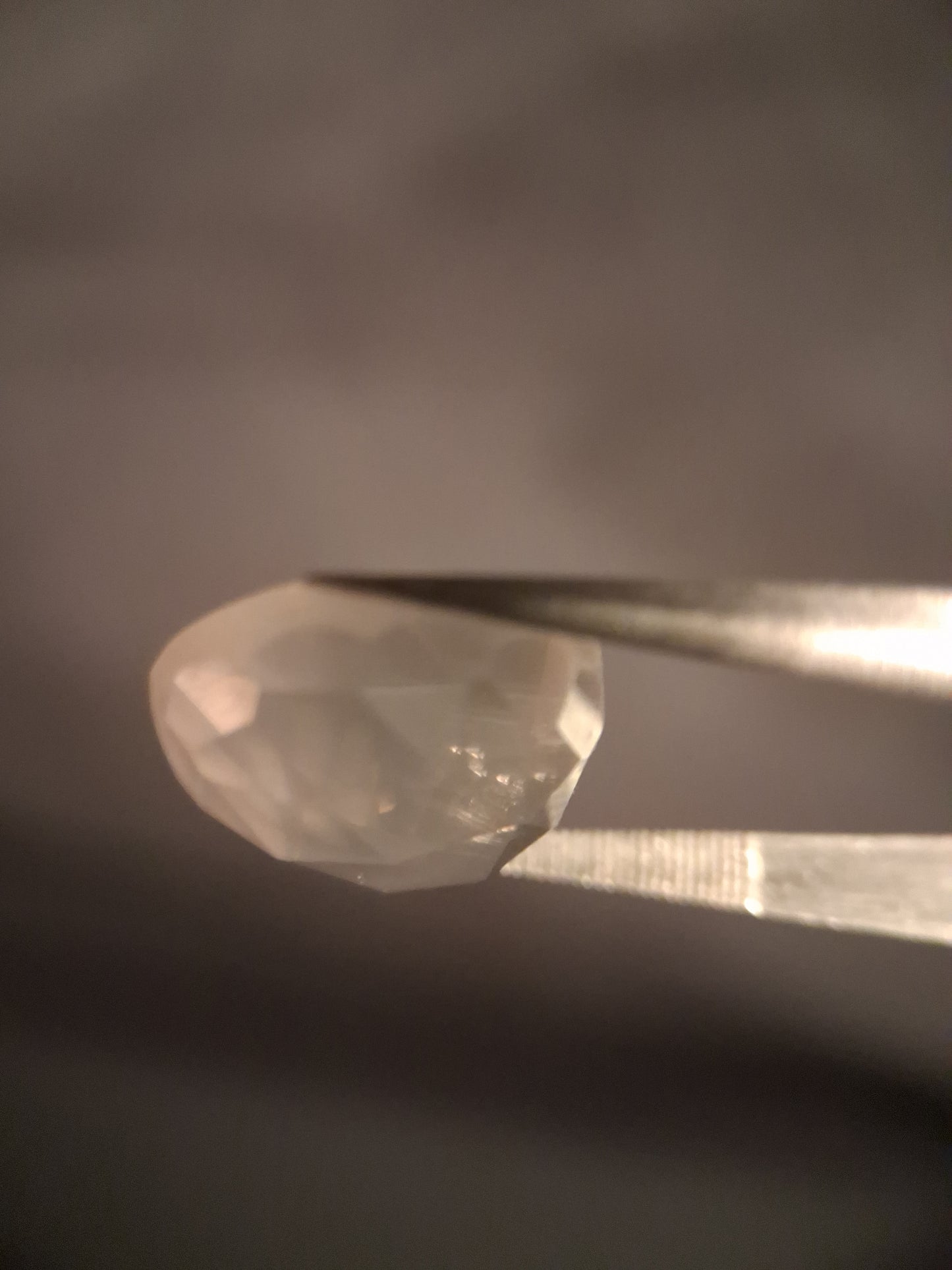 Natural light pink rose quartz - 9.845 ct - pear - rose cut