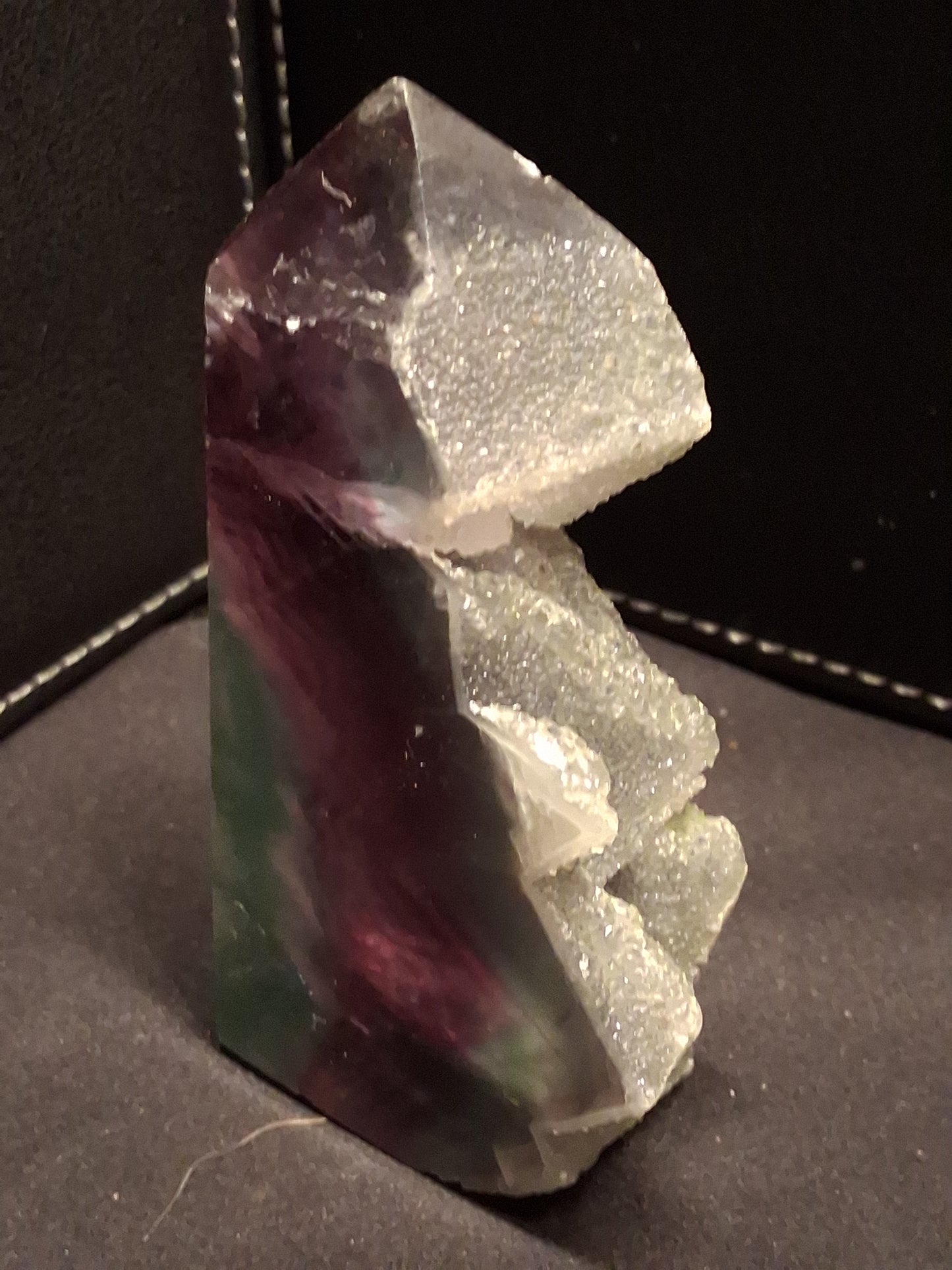 Bicolor fluorite Tower - 8.9 cm high - Fluorite crystal tower Druzy Pockets - purple and green