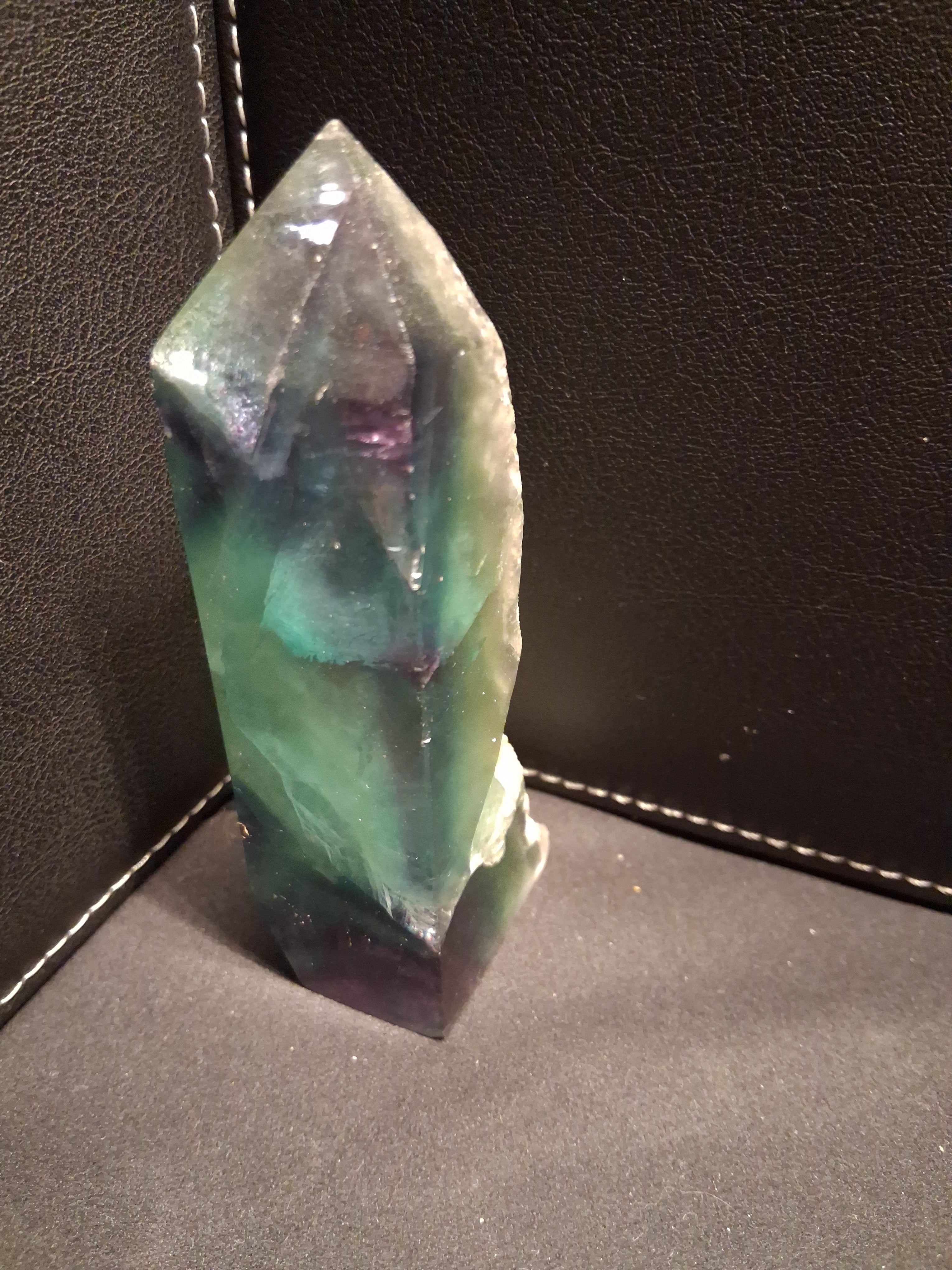 Bicolor fluorite Tower - 10 cm high - Fluorite crystal tower Druzy Pockets - green with purple accents