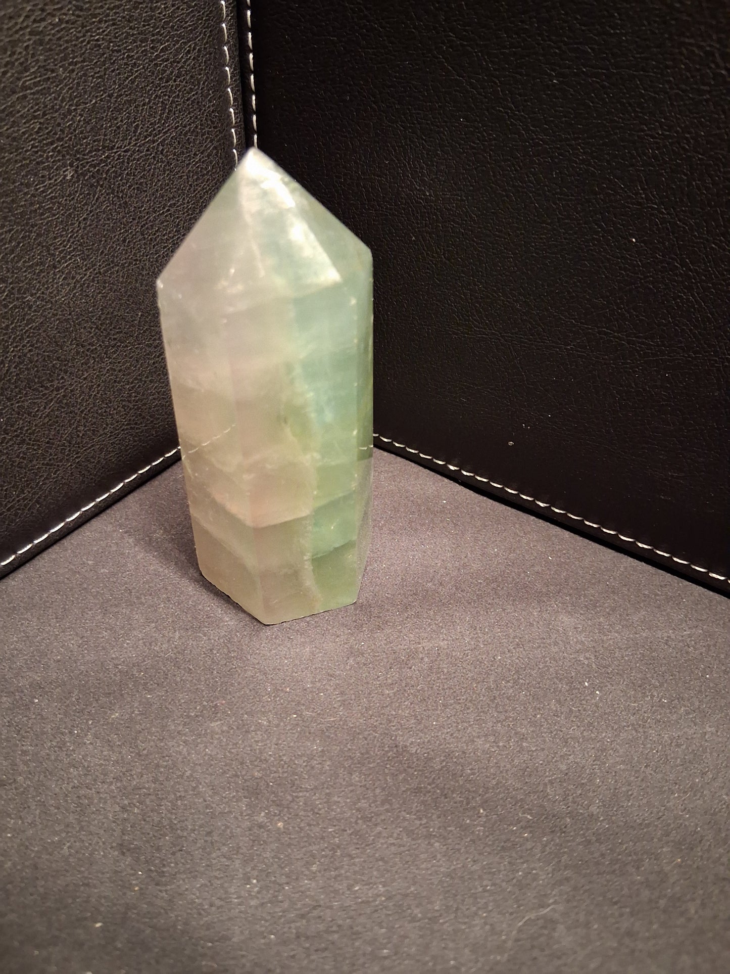 Bicolor fluorite Tower - 8.6 cm high - Fluorite crystal tower - green and purplish pink