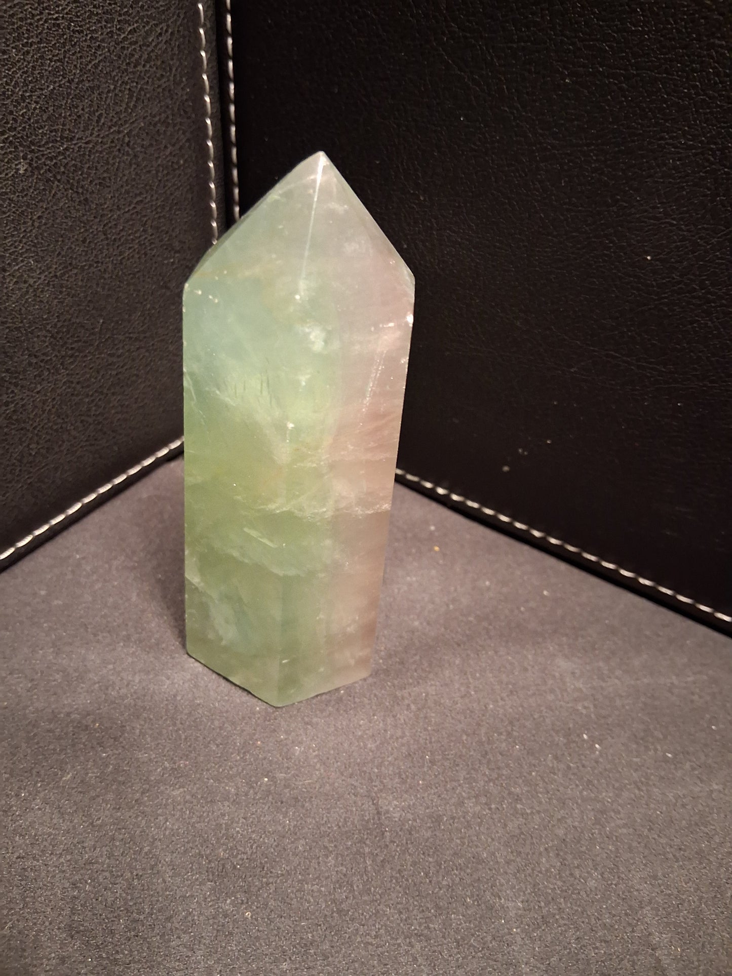 Bicolor fluorite Tower - 8.6 cm high - Fluorite crystal tower - green and purplish pink