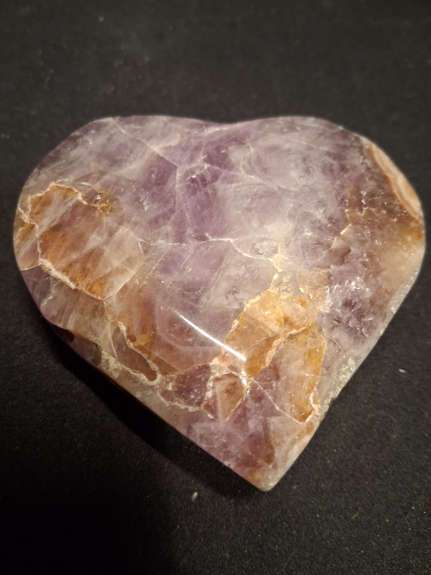 Natural Amethyst Palmstone - heart shaped - meditation or decoration - Mexico