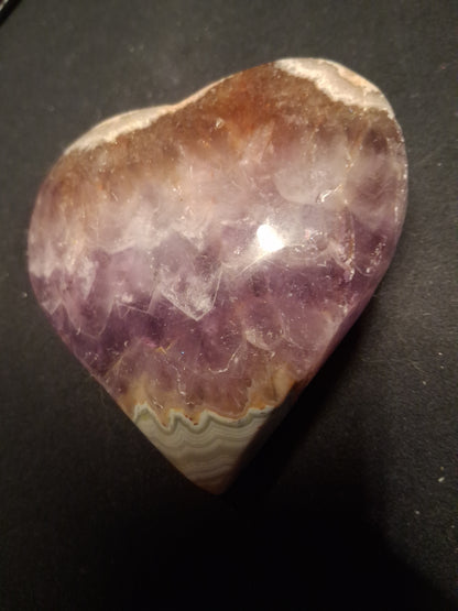 Natural Amethyst Palmstone - heart shaped - with mexican agate point - Mexico