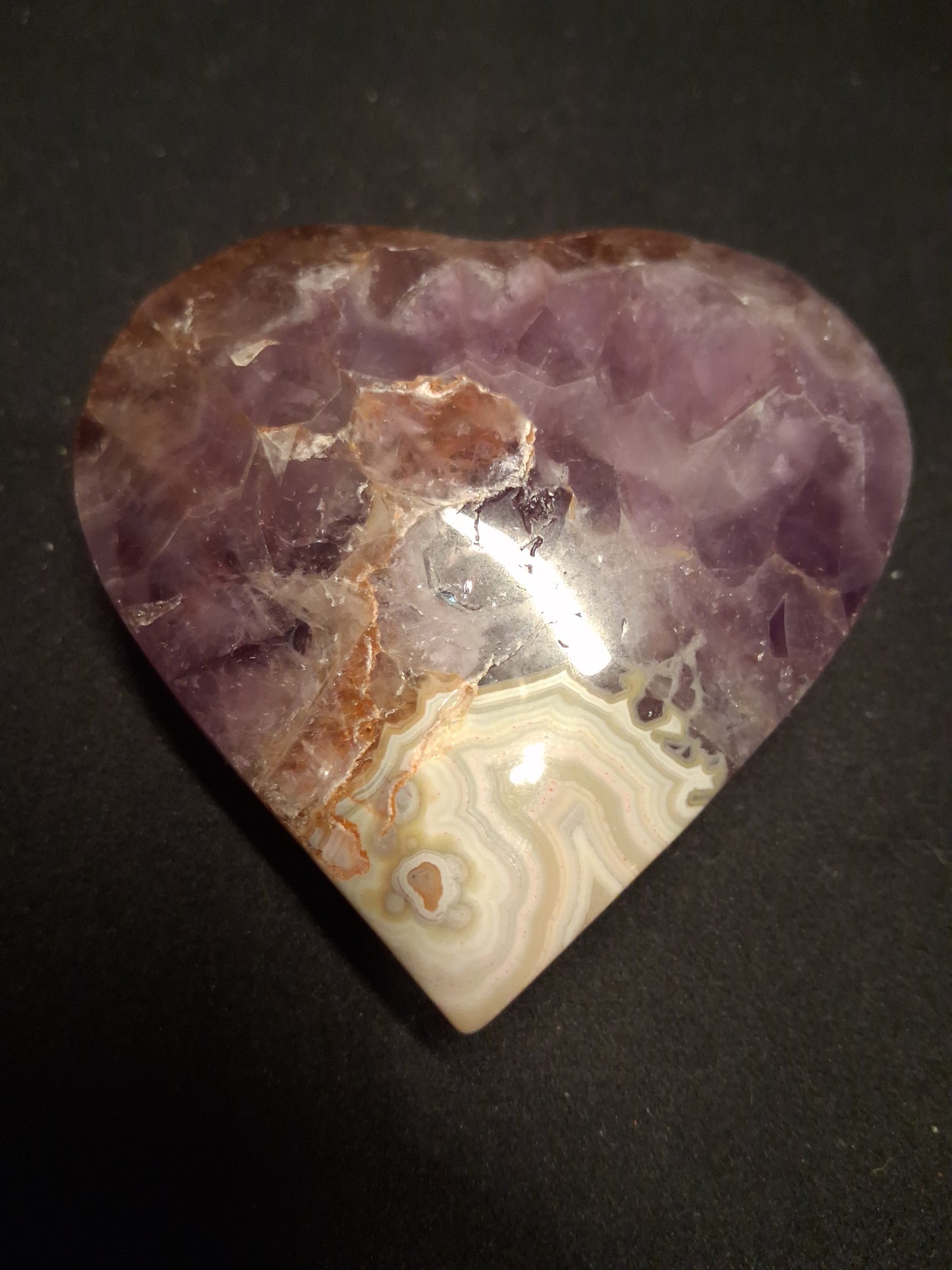 Natural Amethyst Palmstone - heart shaped - with mexican agate point - Mexico