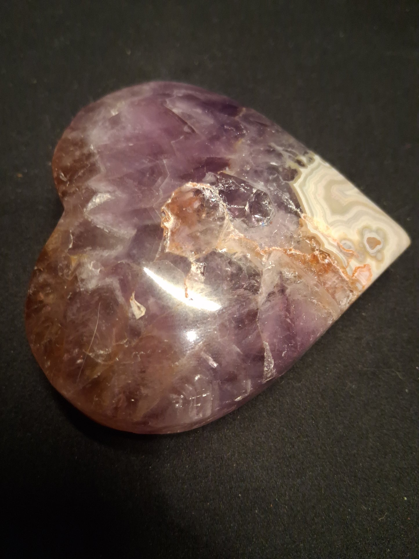 Natural Amethyst Palmstone - heart shaped - with mexican agate point - Mexico