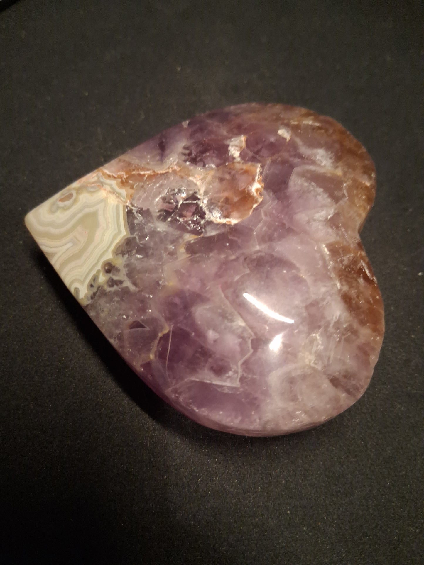 Natural Amethyst Palmstone - heart shaped - with mexican agate point - Mexico