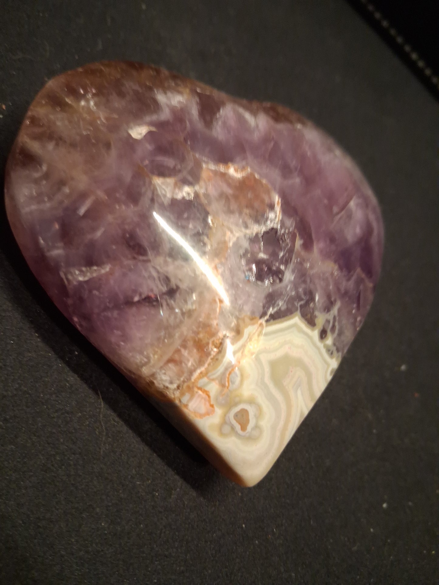 Natural Amethyst Palmstone - heart shaped - with mexican agate point - Mexico