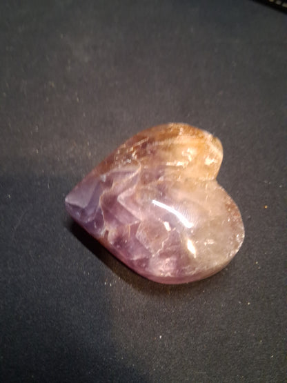 Natural Amethyst Palmstone - heart shaped - Mexico