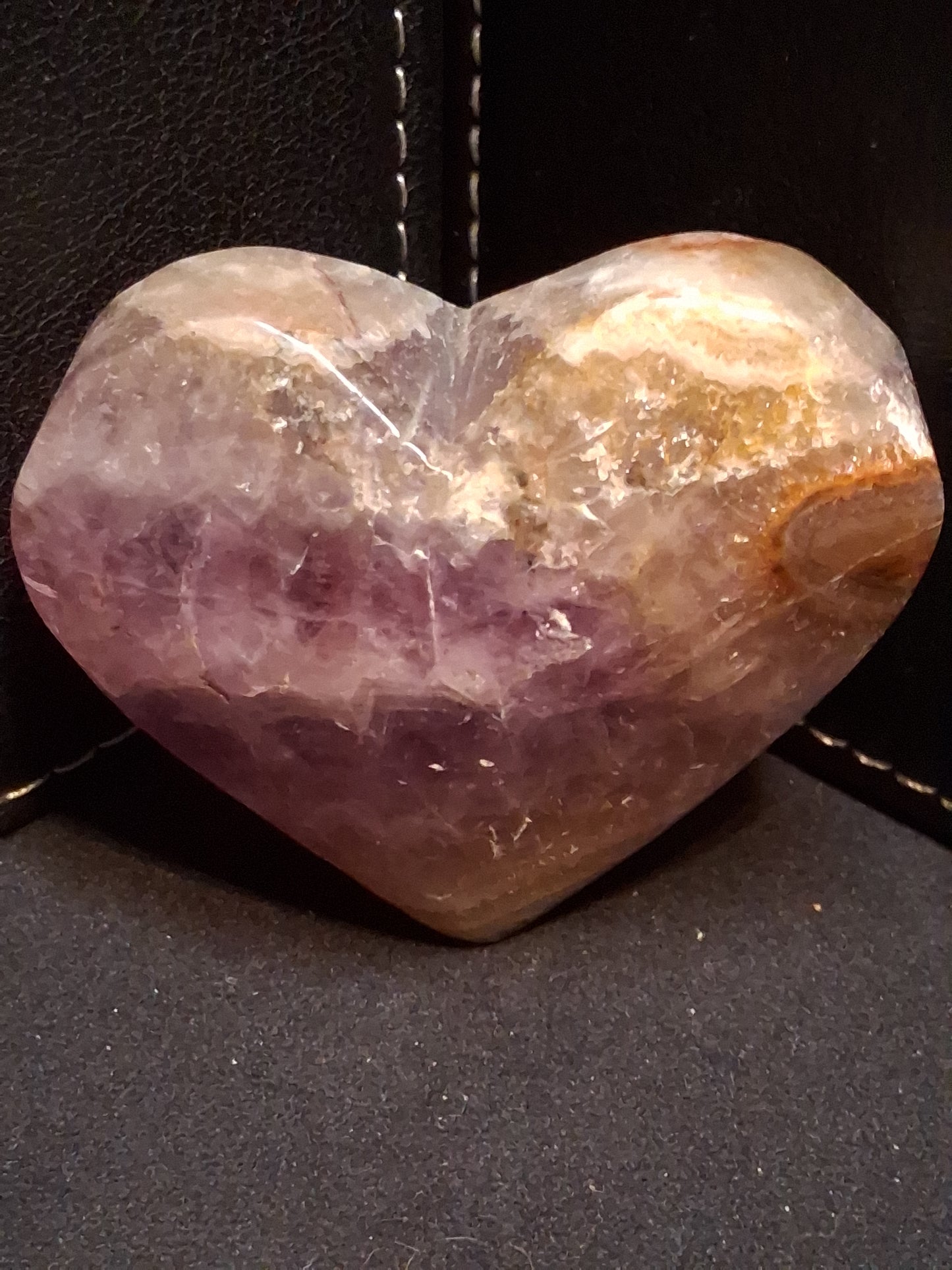 Natural Amethyst Palmstone - heart shaped - amethyst with lace agate - chipped