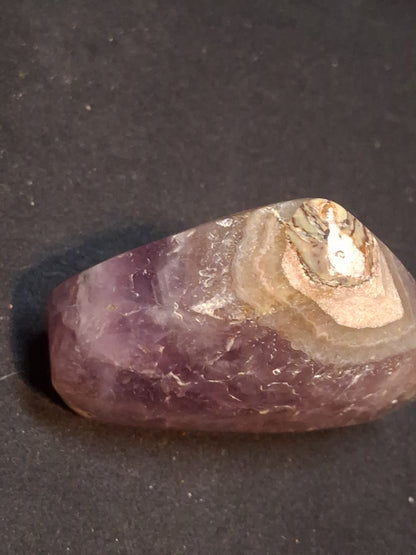 Natural Amethyst Palmstone - heart shaped - amethyst with lace agate - chipped