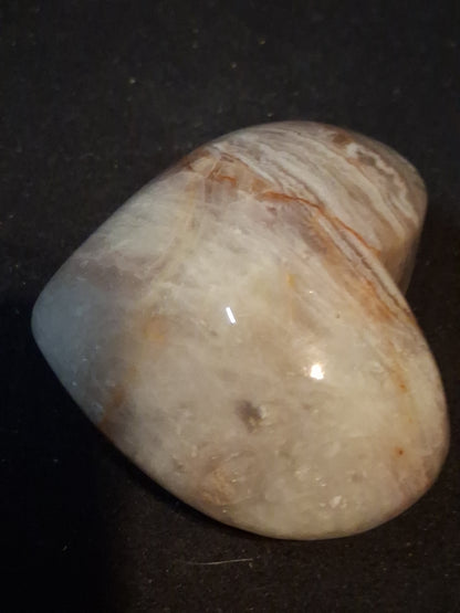 Natural Agate Palmstone - heart shaped - mexican crazy lace agate