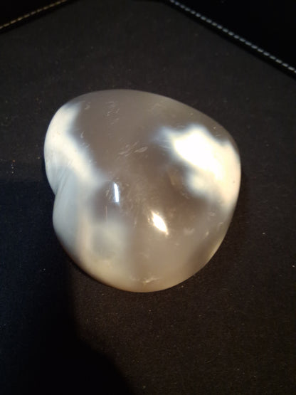 Natural Agate Palmstone - heart shaped - orca agate