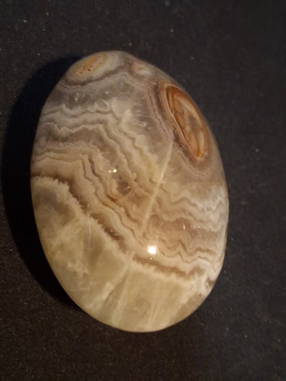 Natural Agate Palmstone - oval - 5x4 cm - crazy lace agate