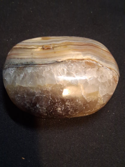 Natural Agate Palmstone - oval - 6x5 cm - crazy lace agate