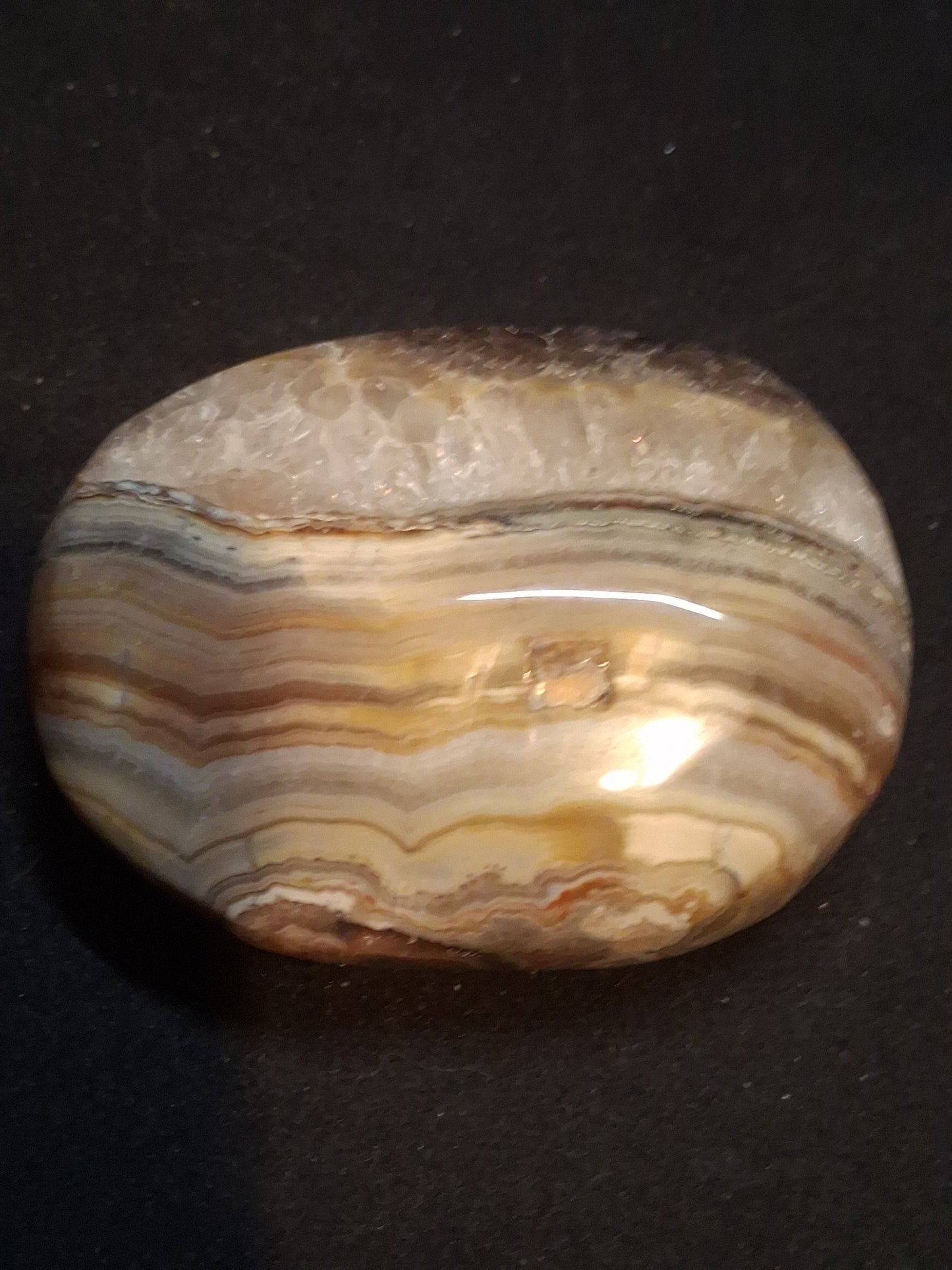 Natural Agate Palmstone - oval - 6x5 cm - crazy lace agate