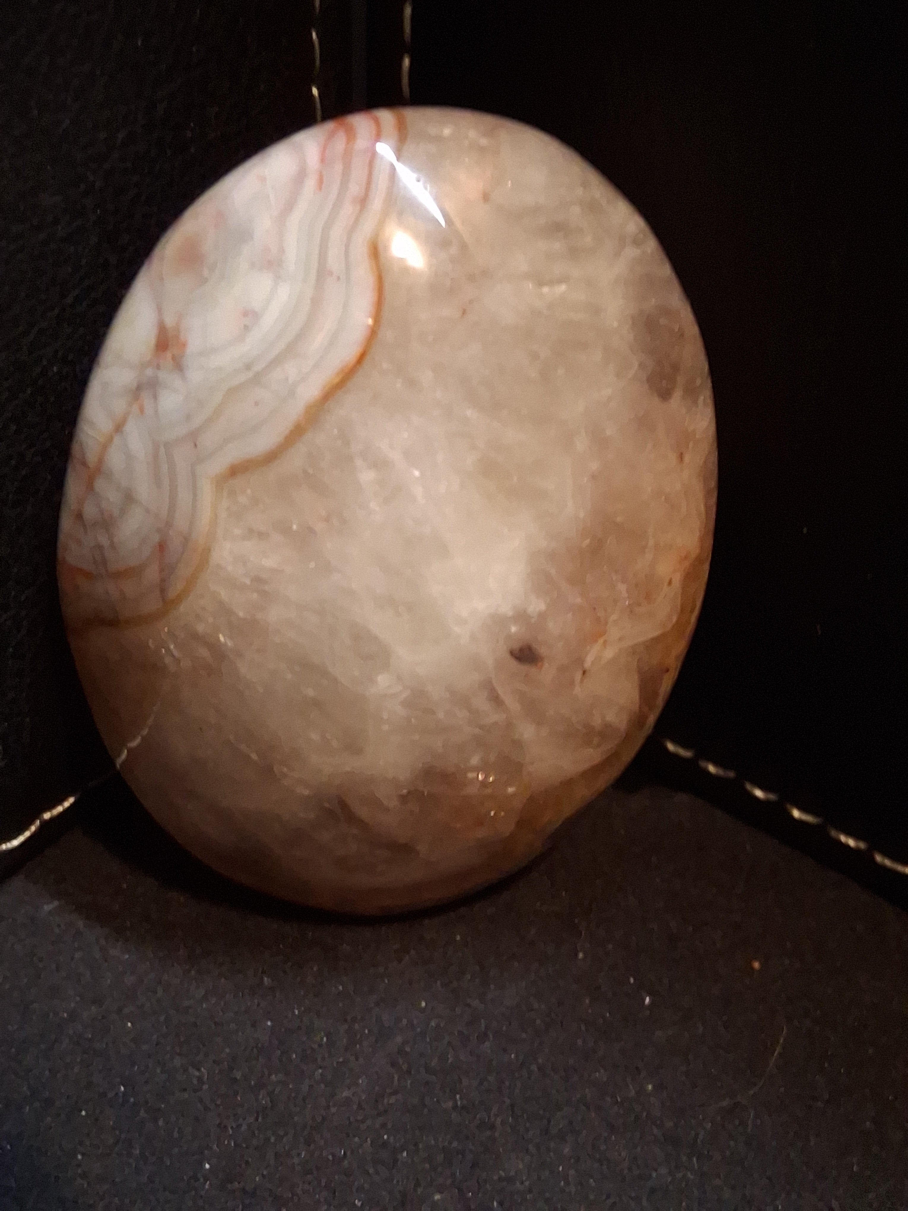 Natural Agate Palmstone - oval - 6x4 cm - crazy lace agate