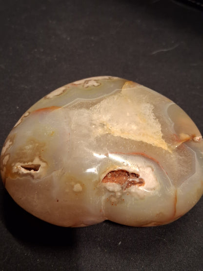 Natural Agate Palmstone - heart - 7x8 cm - cherry blossom agate