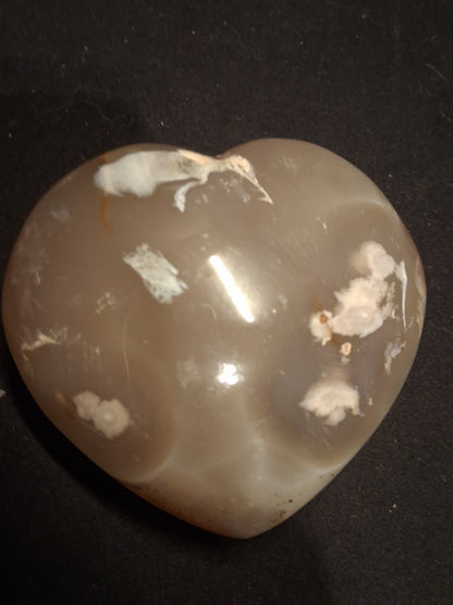 Natural Agate Palmstone - heart - 7x7.5 cm - cherry blossom agate - druzy pocket