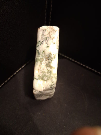 Natural Moss Agate - rough agate slice - 7.6 x 6.4 cm - high quality specimen