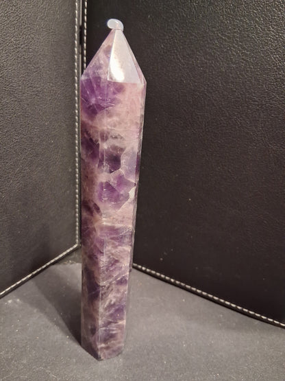 Natural Amethyst tower - dream amethyst - 15 x 1.8 cm - hexagon tower - good finish