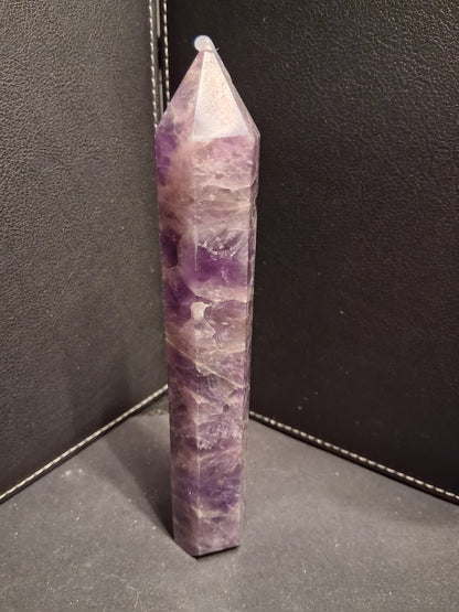 Natural Amethyst tower - dream amethyst - 15 x 1.8 cm - hexagon tower - good finish