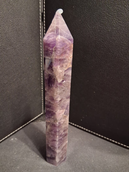 Natural Amethyst tower - dream amethyst - 15 x 1.8 cm - hexagon tower - good finish