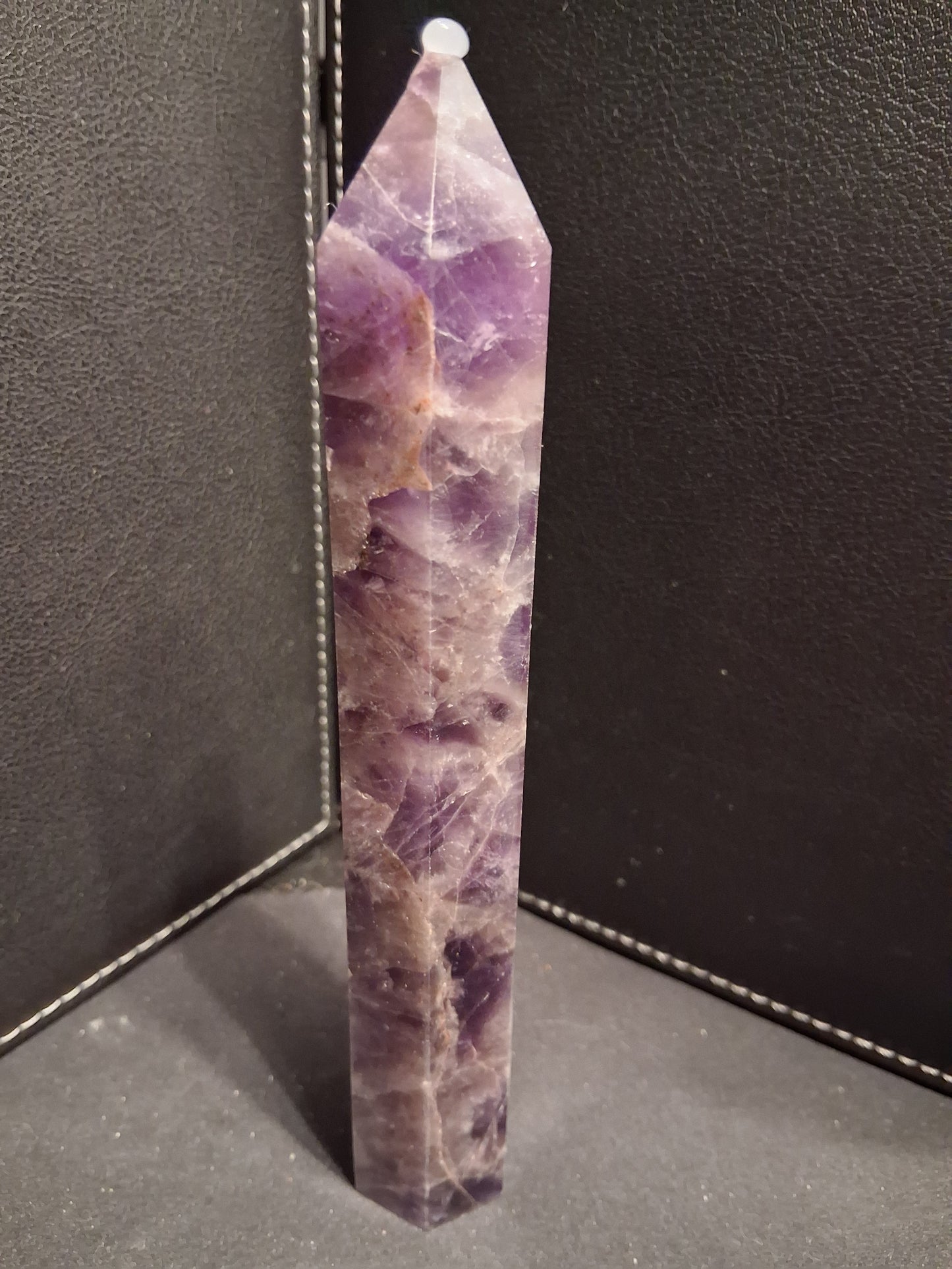 Natural Amethyst tower - dream amethyst - 15 x 1.8 cm - hexagon tower - good finish