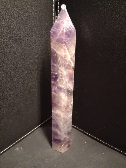 Natural Amethyst tower - dream amethyst - 15 x 2.2 cm - hexagon tower - inequal base