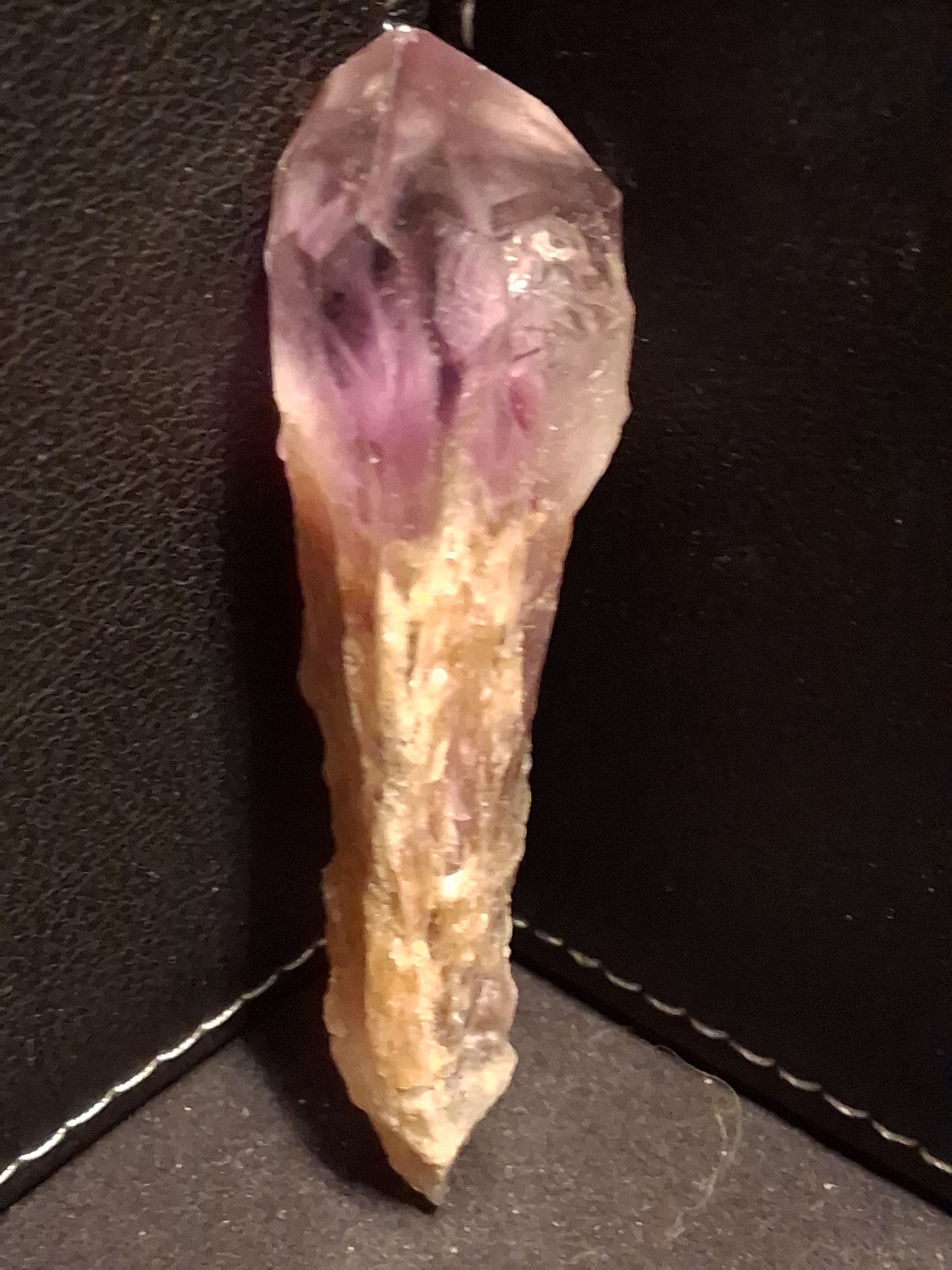 Natural purple rough amethyst - rough amethyst torch - 7.8  x 2.1 cm