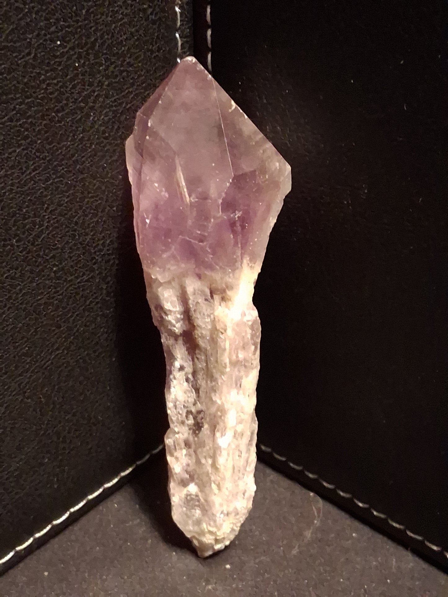 Natural purple rough amethyst - rough amethyst torch - 8.9  x 3.0 cm