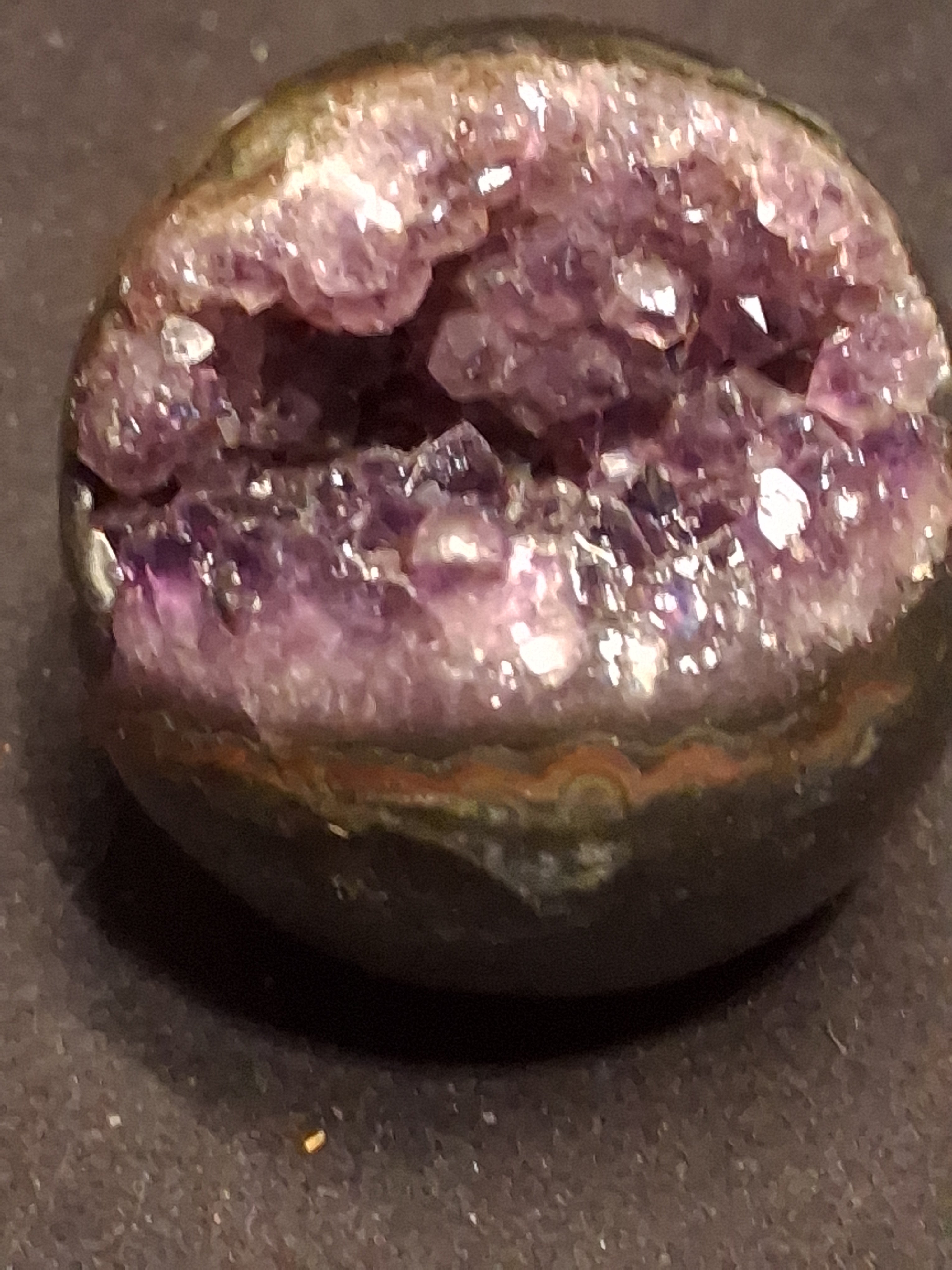 Natural Amethyst geode - Sphere - 5.2 cm - deep purple