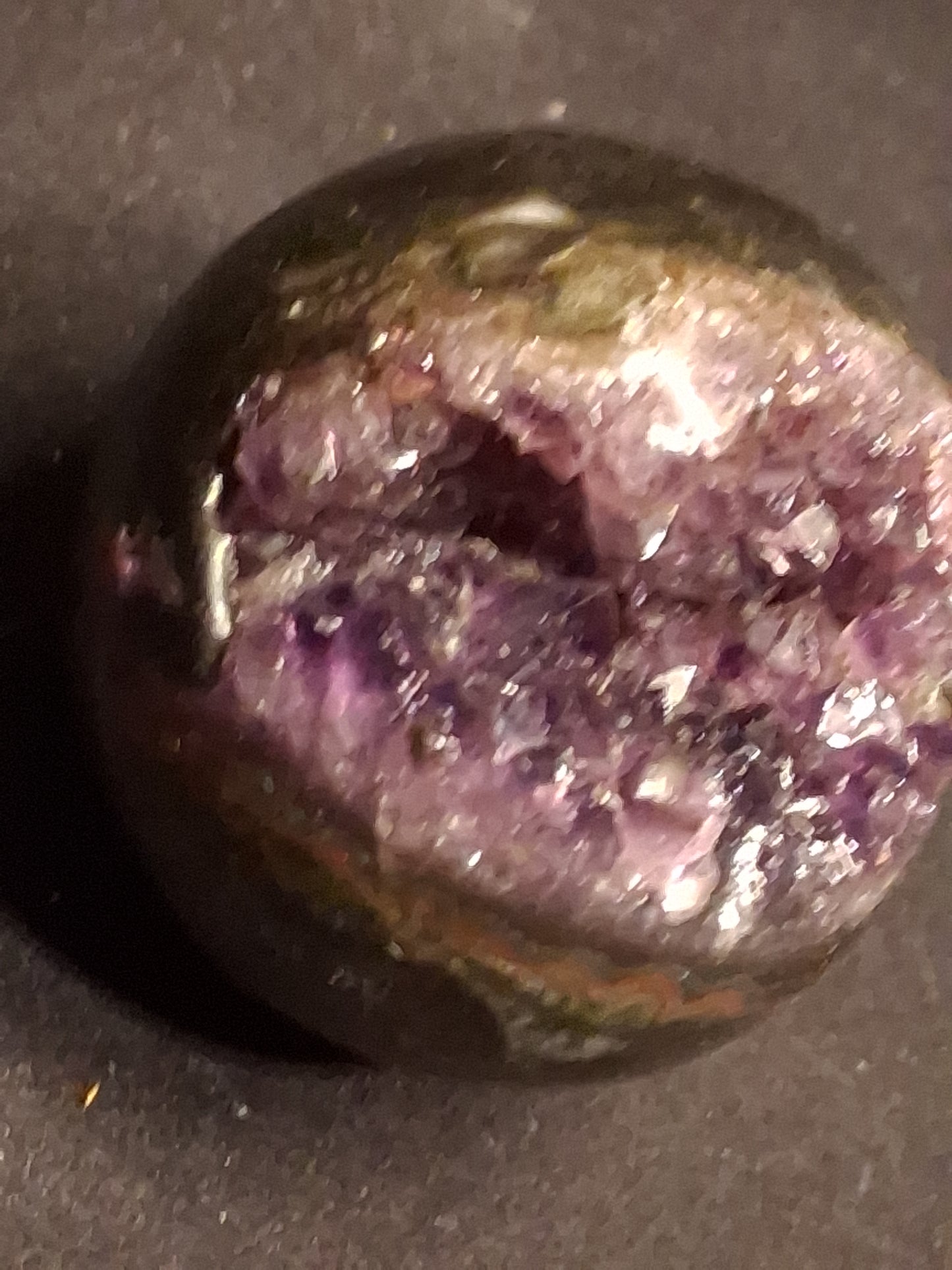 Natural Amethyst geode - Sphere - 5.2 cm - deep purple