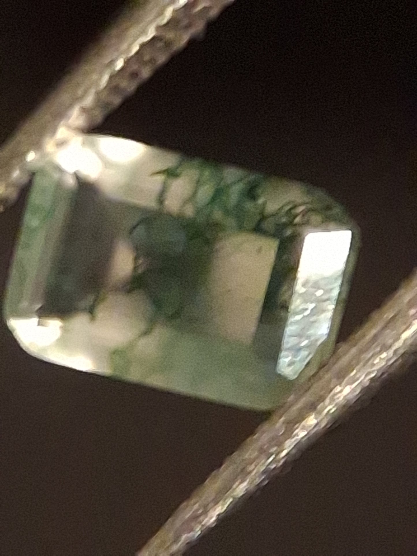 Natural Faceted Agate - Green Moss Agate - 0.483 ct - octagon