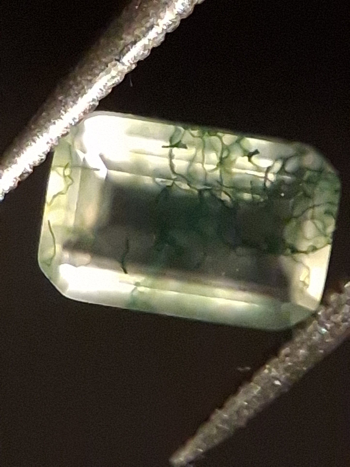 Natural Faceted Agate - Green Moss Agate - 0.483 ct - octagon