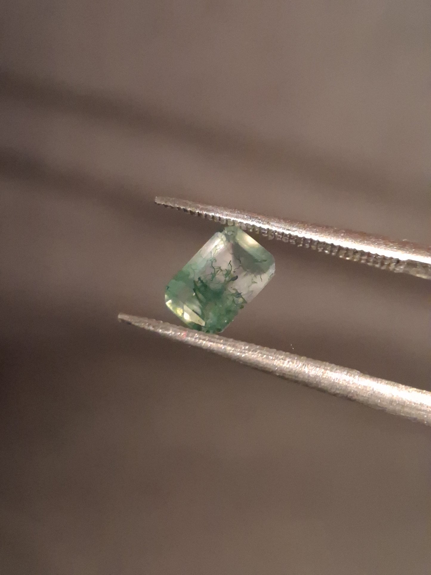 Natural Faceted Agate - Green Moss Agate - 0.482 ct - octagon