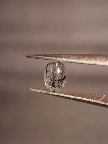 Natural Rutilated Quartz - oval cabochon - black rutile quartz - 0.455 ct