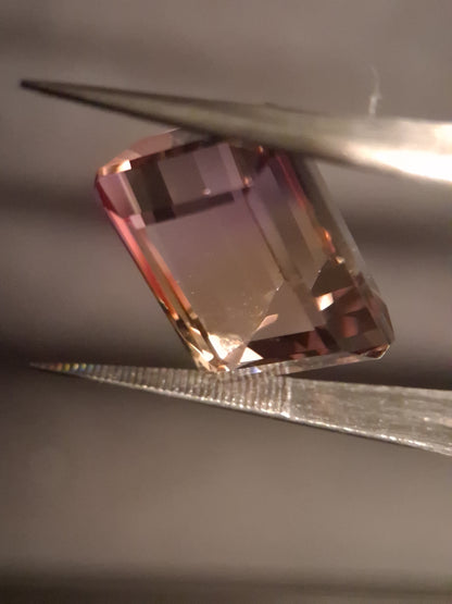 Natural purple and yellow Ametrine - 12.355 ct - AAA grade - octagon - certified natural