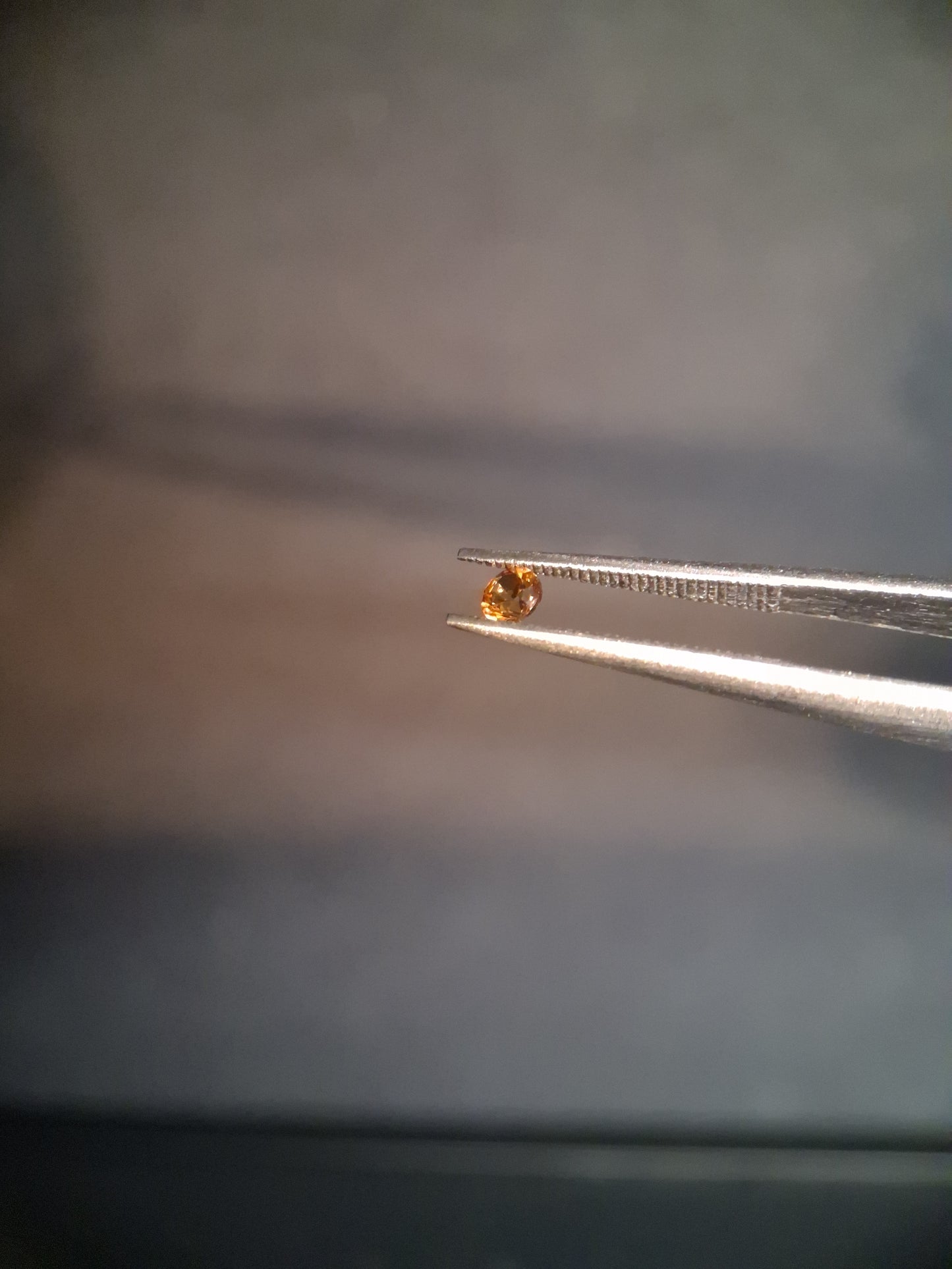 Natural Spessartite Garnet - 0.10 ct - for high end jewelry setting - deep mandarin color