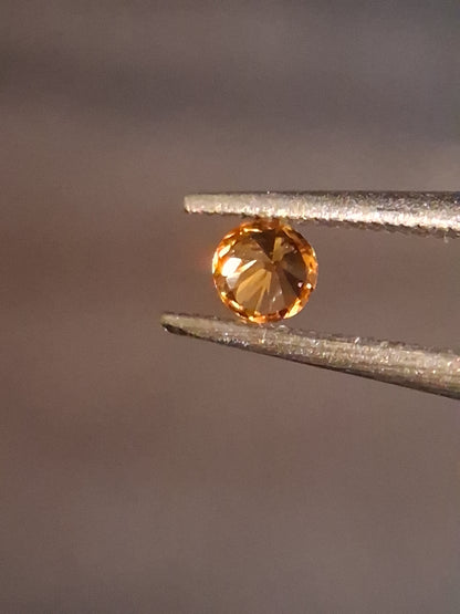 Natural Spessartite Garnet - 0.10 ct - for high end jewelry setting - deep mandarin color