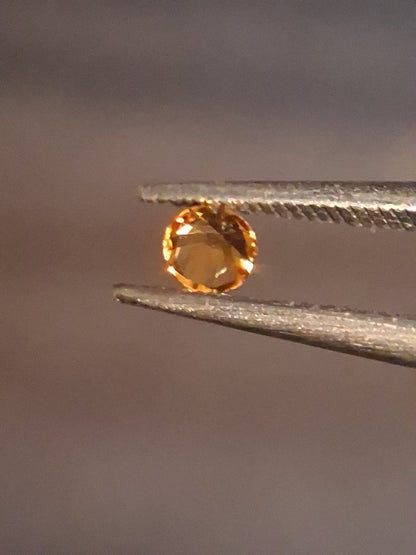 Natural Spessartite Garnet - 0.10 ct - for high end jewelry setting - deep mandarin color